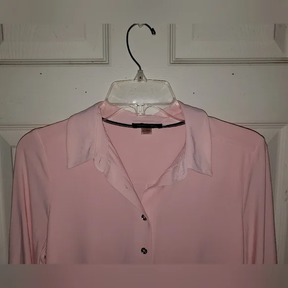 5 for $25 | Tommy Hilfiger Pastel Pink Collared Long Sleeve Button Down Blouse - Picture 2 of 14